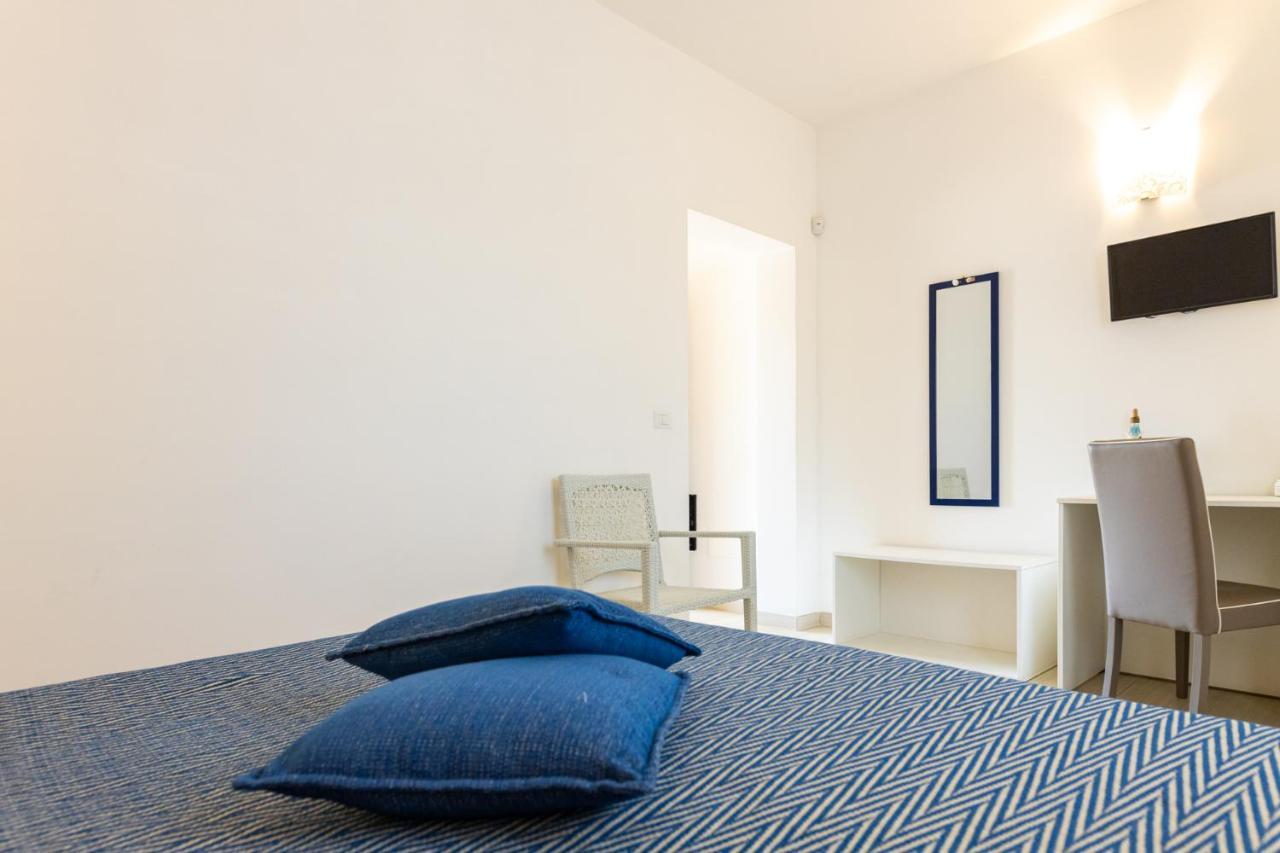 Stella Marina B&B อัลลิสเต ภายนอก รูปภาพ